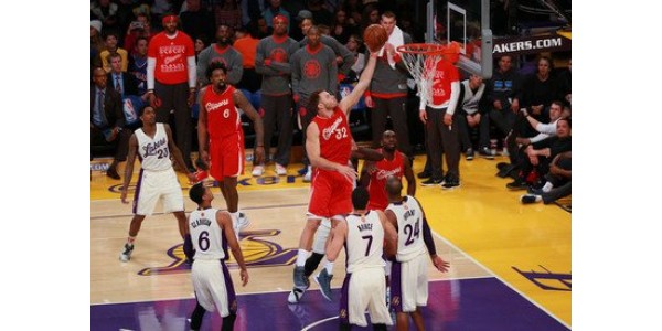 Promovirani Los Angeles Lakers nosit će dresove Kobe